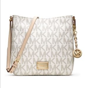 White Michael Jet Set Large Travel Messenger Logo Bag